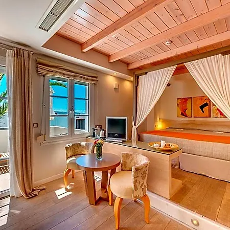 Hotel Nissaki 5*