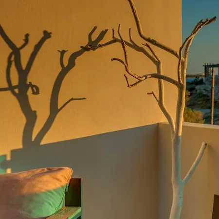 Otel Nissaki 5*