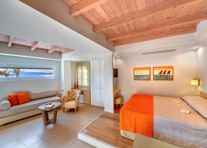 Hotel Nissaki Naxos City